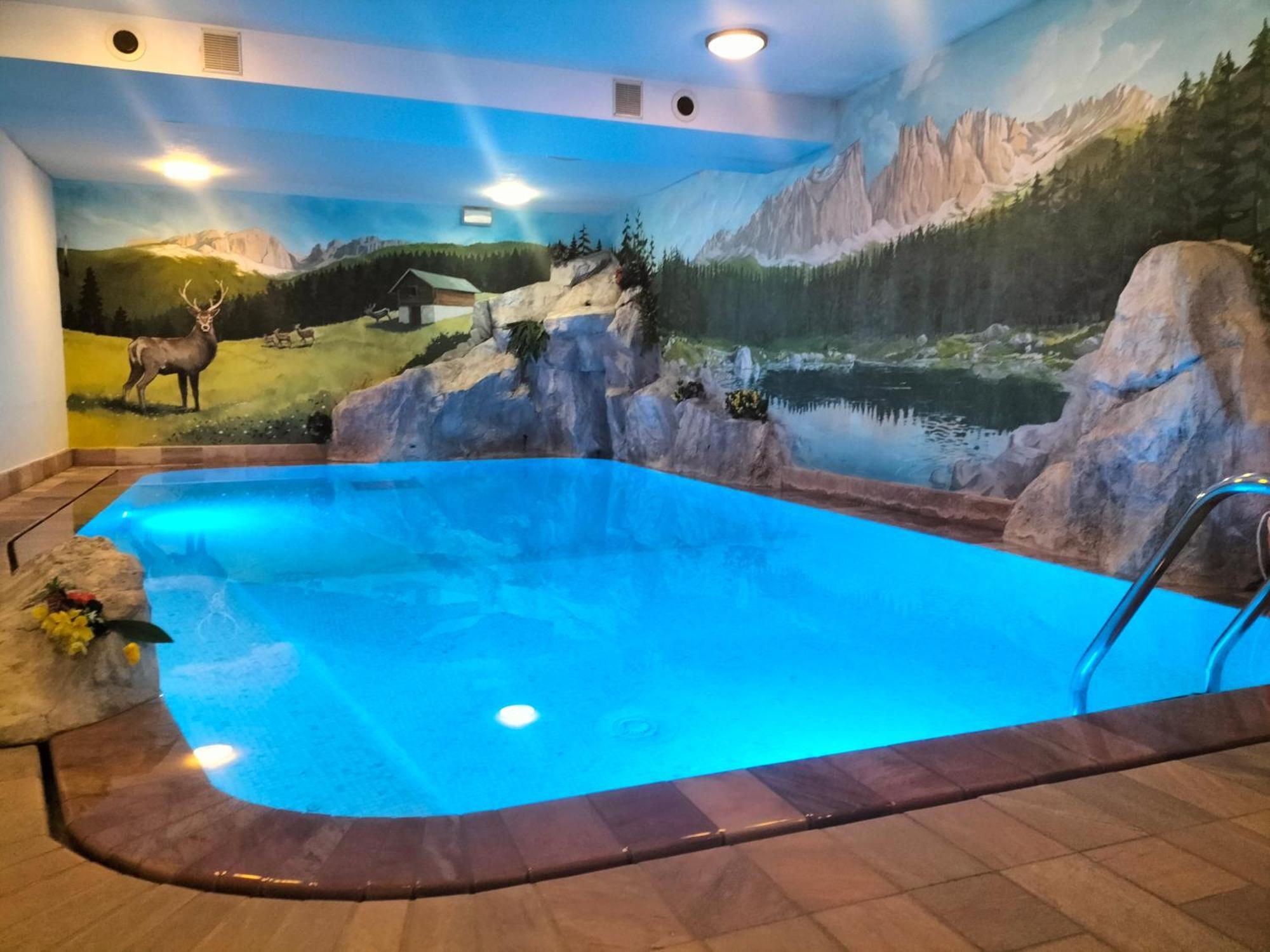 Hotel Vael Vigo di Fassa Bagian luar foto